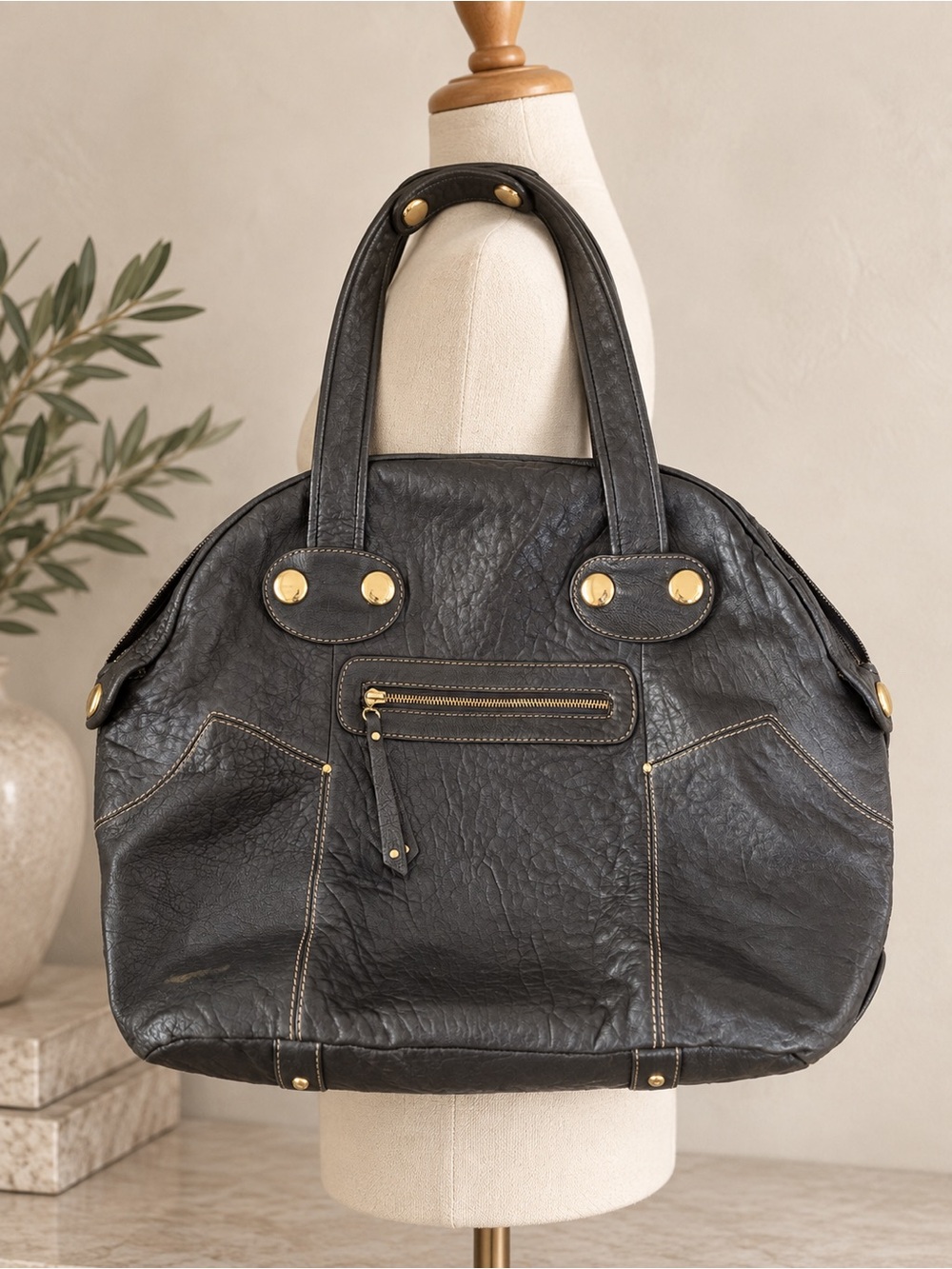 GUSTTO Oversized Black Leather Shoulder Bag Gold Hardware Slouchy Tote